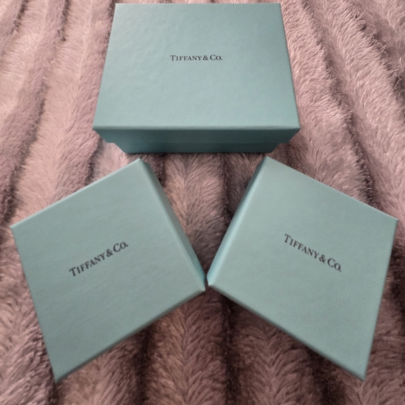 Tiffany & Co. Blue Boxes with Red and White Ribbons - Picture 3 of 3